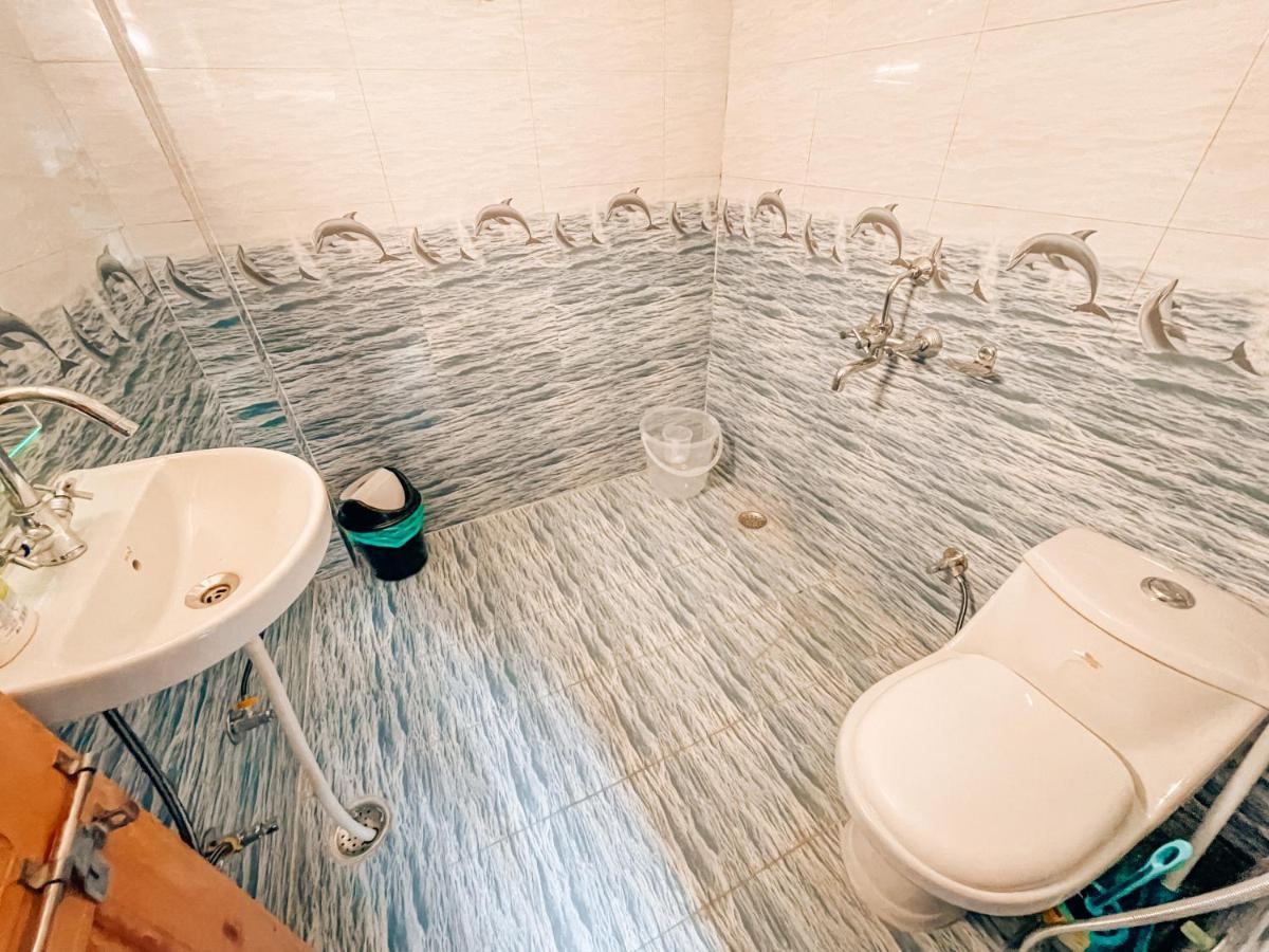 Madpackers Jibhi - Of Streamsides & Waterfalls Luaran gambar